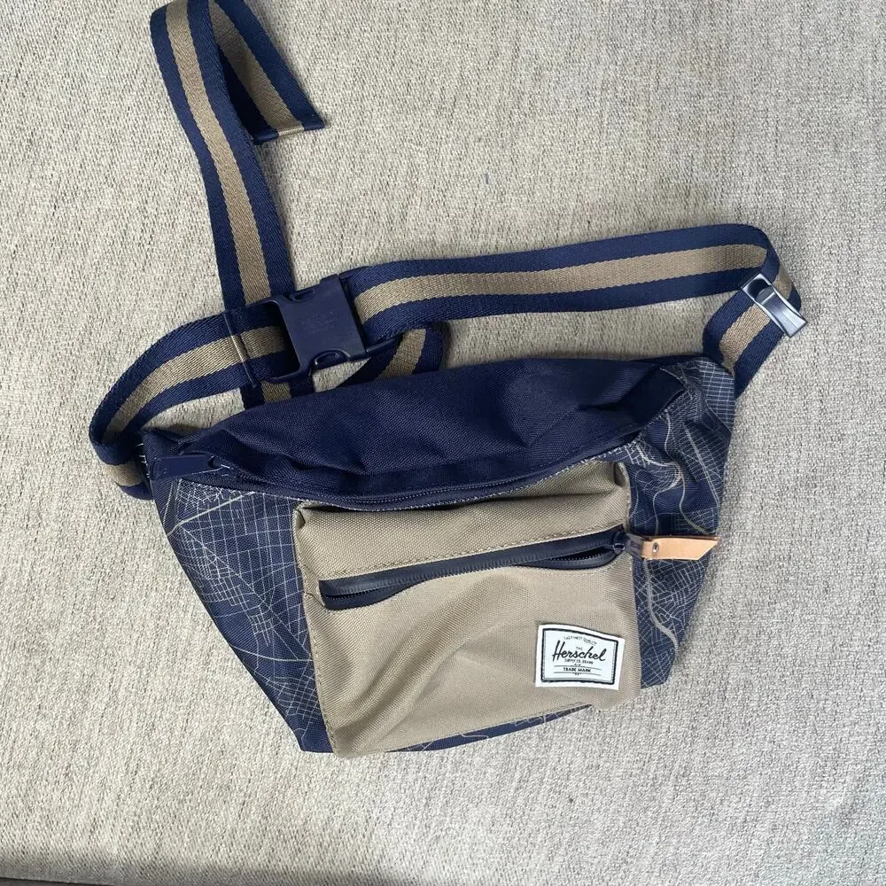 HERSCHEL SUPPLY CO Seventeen Belt Bag In City Map Peacoat Timberwolf‎ Blue Tan